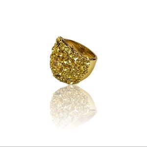 Je T’aime Yellow Gold Diamond Ring